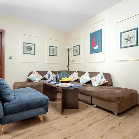 Spacious Family | Free Street Parking Appartement